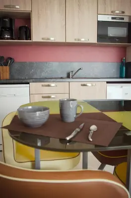 Cuisine ou kitchenette dans l'établissement Logis de l'Hermitage