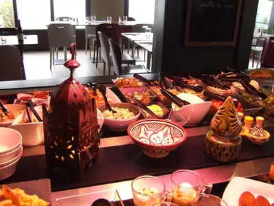 Nourriture dans l'hôtel ou à proximité