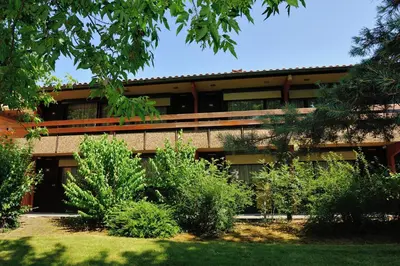Jardin de l'établissement Campanile Cholet