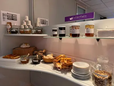 Nourriture dans l'hôtel ou à proximité