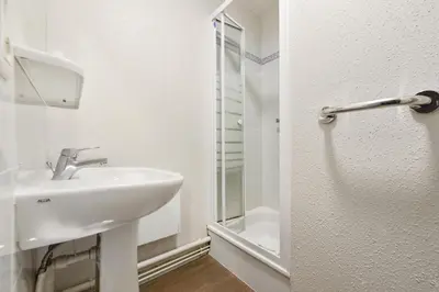 Salle de bains dans l'établissement Appart'City Classic Nantes Viarme