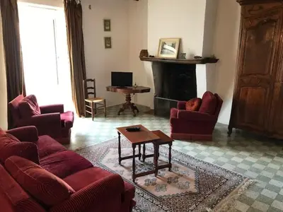 Télévision ou salle de divertissement dans l'établissement Appartement