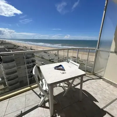 Appartement face mer avec balcon