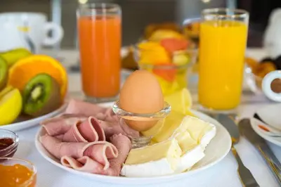 Nourriture dans l'hôtel ou à proximité