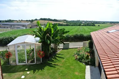 Jardin de l'établissement Chez Michel et Josette