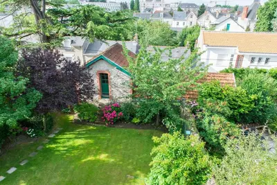 Jardin de l'établissement Chambres Saint Donatien