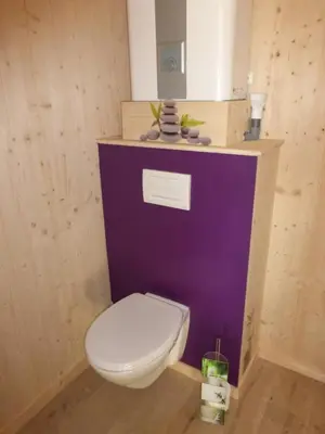 Salle de bains dans l'établissement La cabane du Bonheur