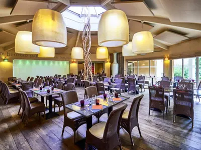 Restaurant ou autre lieu de restauration dans l'établissement ibis Styles Cholet