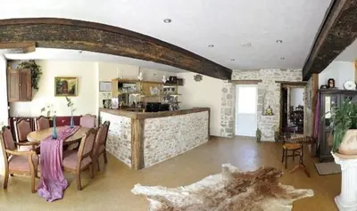 Cuisine ou kitchenette dans l'établissement Maison des Anges