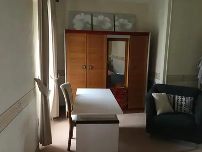 Un ou plusieurs lits dans un hébergement de l'établissement La Maison du Bonheur - Grande maison de vacances classée 4 étoiles