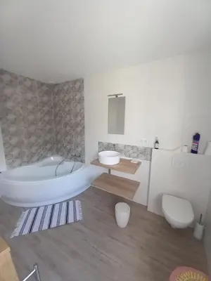 Salle de bains dans l'établissement La Demeure d'Alexandra