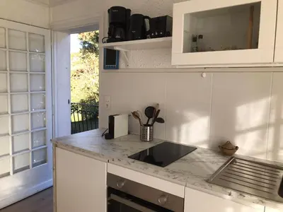 Cuisine ou kitchenette dans l'établissement La Gimoniere