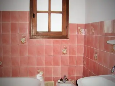 Salle de bains dans l'établissement Maison cosy avec mezzanine, proche plage et commerces, terrasse tranquille - Noirmoutier-en-l'Île - FR-1-224B-606