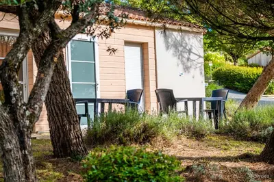 Jardin de l'établissement Hôtel Olydea Les Epesses - à 2,5km du PuyDuFou