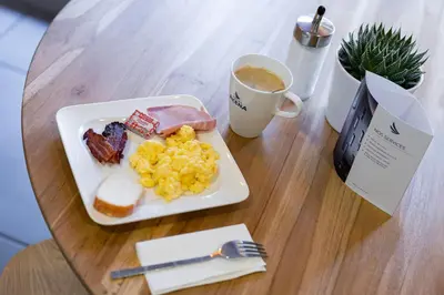 Options de petit-déjeuner proposées aux clients de l'établissement Akena Nantes Atlantis Zénith