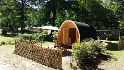 Jardin de l'établissement Camping OAKi