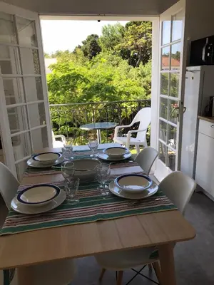 Balcon ou terrasse dans l'établissement La Gardinière