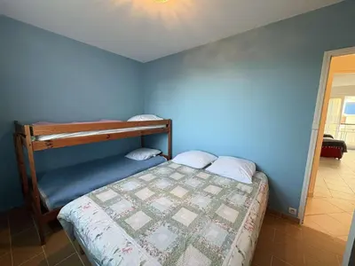 Un ou plusieurs lits dans un hébergement de l'établissement Appart moderne 2 pièces face océan - Saint Jean de Monts - FR-1-224C-68