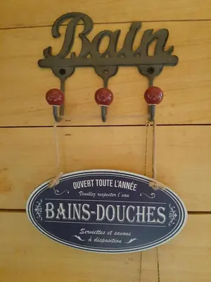 Certificat, récompense, panneau ou autre document affiché dans l'établissement Le Moulin d' Erée, gîte Insolite de charme