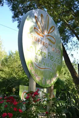 Jardin de l'établissement Camping La Loire Fleurie