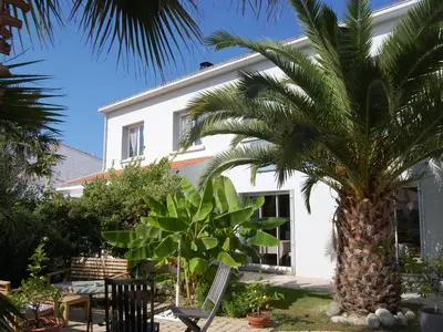Jardin de l'établissement Hotel Le Goeland