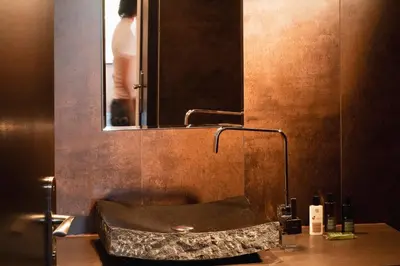 Salle de bains dans l'établissement Le Domaine des Lys