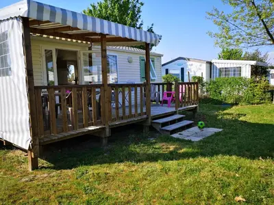 Jardin de l'établissement Camping Le Ragis
