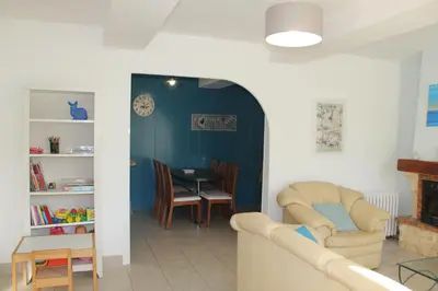 Coin salon dans l'établissement La BLAUDIERE