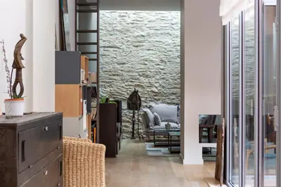 Coin salon dans l'établissement LE RIAD - Loft de 230 m2 au cœur de Nantes