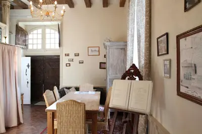 Cuisine ou kitchenette dans l'établissement Château du Bois de La Noe