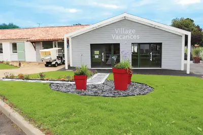 Bâtiment de le village vacances