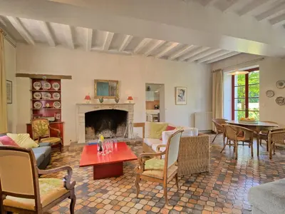 Coin salon dans l'établissement Holiday Home Langevine by Interhome