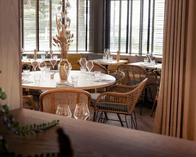 Restaurant ou autre lieu de restauration dans l'établissement La Villa Rose-Marie