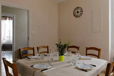 Plan de l'établissement En plein centre, jolie maison pour 6 avec jardin
