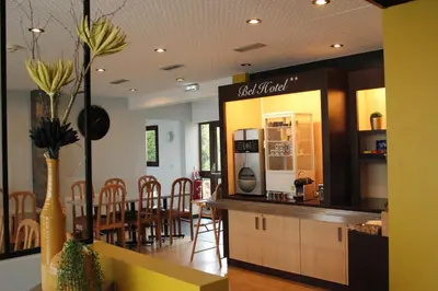 Cuisine ou kitchenette dans l'établissement Bel Hotel