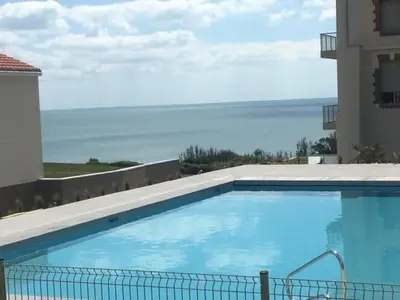 Piscine de l'établissement Gîte horizon mer et campagne ou située à proximité