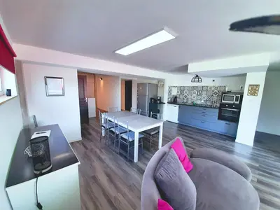 Cuisine ou kitchenette dans l'établissement Gîte du marié à 7mn du puy du F0U