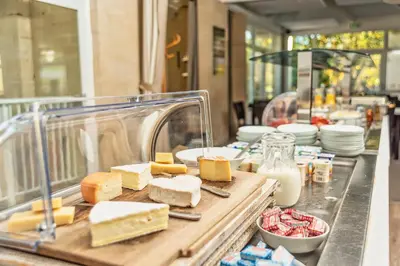 Nourriture dans l'hôtel ou à proximité