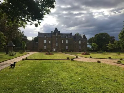 Jardin de l'établissement Château de Cadouzan
