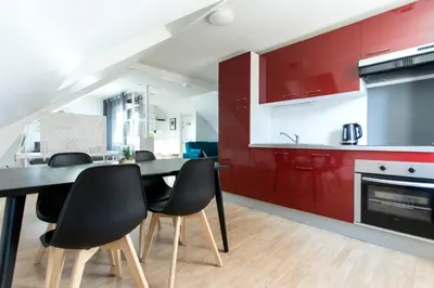 Cuisine ou kitchenette dans l'établissement Appartement Luna Hypercentre Gare à 300m