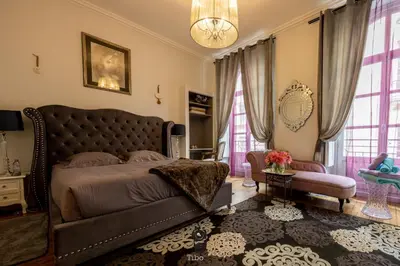 Coin salon dans l'établissement Terrasse Royale au Coeur de Nantes