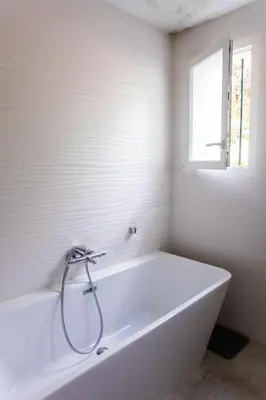 Salle de bains dans l'établissement Aux coquelicots sauvages