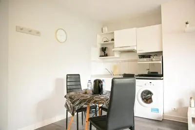Cuisine ou kitchenette dans l'établissement Orphee Superbe T2 calme et paisible