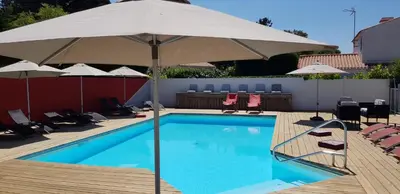 Piscine de l'établissement La Villa en L'île - 2 Piscines & Spa ou située à proximité