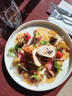 Nourriture dans l'hôtel ou à proximité