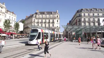 Clients de l'établissement Hypercentre Calme et Cosy, Impasse Saint Julien, 2eme étage