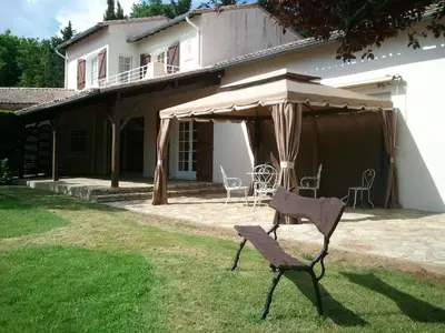 Jardin de l'établissement Mas du Trezon