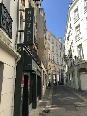 Quartier de l'hôtel ou autre quartier proche