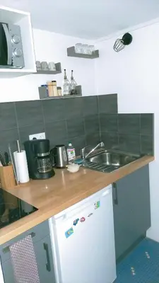 Cuisine ou kitchenette dans l'établissement Dolce Vita Spa, Piscine & Nature