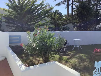 Jardin de l'établissement Maison 4 adultes et 4 enfants - 250m de la plage